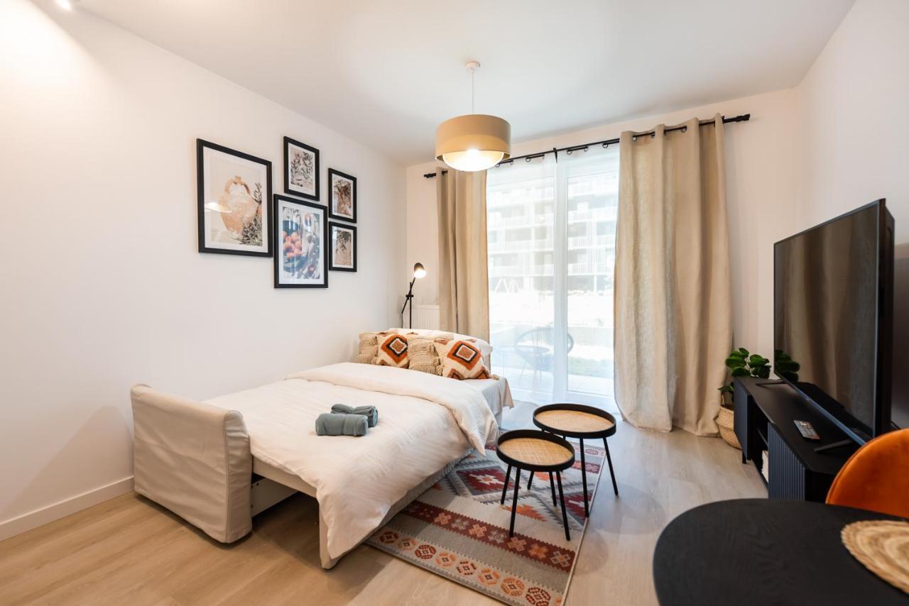 Wola Cosy White Apartment Varsavia Esterno foto